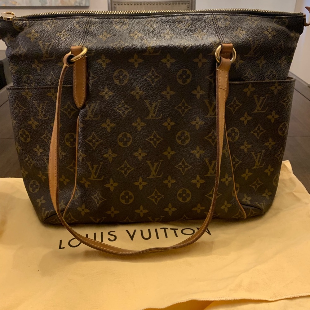 Louis Vuitton Totally MM